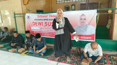 Anggota DPRD Kota Padang Dapil 4 Dewi Susanti menggelar reses di RT 001/RW 006, Kelurahan Bungus Timur, Kecamatan Bungus Teluk Kabung, Kamis (03/09/2026).