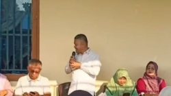 Anggota DPRD Kota Padang Erianto saat melaksanakan reses masa sidang I Tahun 2026–2027 di Jalan Kampung Marapak, RT 01/RW 06, Kelurahan Kalumbuk, Kecamatan Kuranji, Kota Padang, Jumat (04/09/2026).