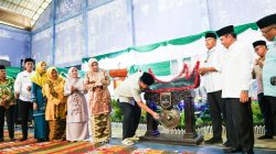Wali Kota Pariaman Yota Balad didampingi Wawako Mulyadi saat membuka lomba Tahfiz MDTA dan Hafiz Cilik di GOR Rajo Bujang, Jumat (25/09/2026).