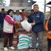 Bantuan Logistik Pangan Tiba untuk 10 KK Terdampak Kebakaran di Pauh