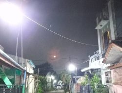 Pokir H. Rusdi Hadirkan 18 Titik PJU di Kelurahana Banuaran Nan XX 