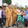 Pemulung di Kota Pariaman Dibantu Kendaraan Becak Motor