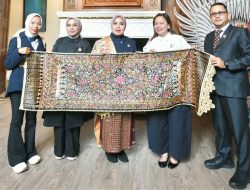 Sulam Kapalo Samek Padangpariaman Sampai di Belanda